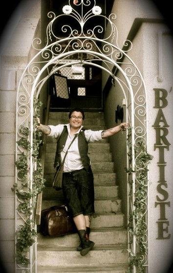 B'Artiste - Yamba Accommodation 1