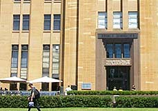 Museum Of Contemporary Art - Yamba Accommodation 1