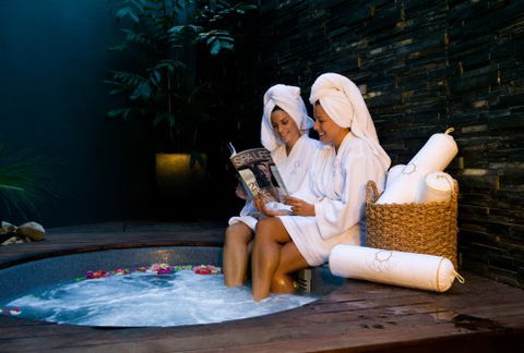 Q1 Spa - Gold Coast - Yamba Accommodation 4