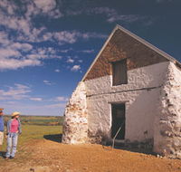 Oakabella Homestead - Yamba Accommodation