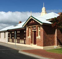 Artgeo Cultural Complex - Old Courthouse - Yamba Accommodation