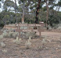 Dundas Rocks and Lone Grave - Yamba Accommodation