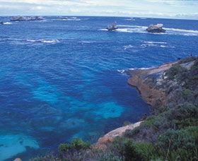 Cosy Corner - Yamba Accommodation 0