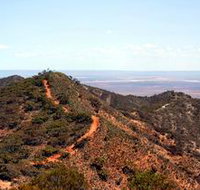 Arden Hills Props - Yamba Accommodation