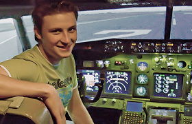 Simsation, Live The Dream, Fly A 737 - Yamba Accommodation 0