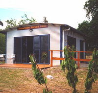 Rotherhythe Vineyard - Yamba Accommodation