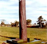 The Flood Memorial or The Stump - Yamba Accommodation