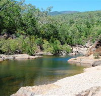 Mount Elliot Bowling Green Bay National Park - Yamba Accommodation