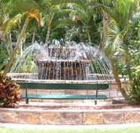 Bauer and Wiles Memorial Fountain - Yamba Accommodation