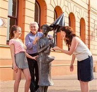 Birthplace of PL Travers - Yamba Accommodation