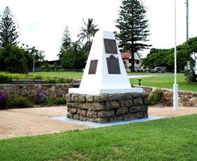 Dunwich War Memorial - Yamba Accommodation 0