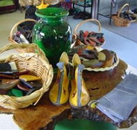 IshShoes - Yamba Accommodation