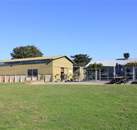 Train Trak Wines - Yamba Accommodation