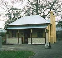 Adam Lindsay Gordon Cottage - Yamba Accommodation
