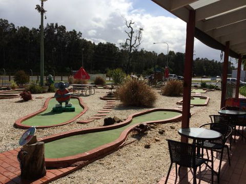 Illawarra Golf Complex - Yamba Accommodation 4