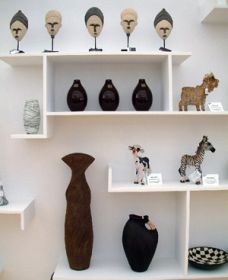 Swinging Swaggy Pottery, Gift Ware And Cafe - Yamba Accommodation 0