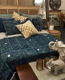 Van Loon's Nursery - Yamba Accommodation 5