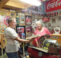 Bob's Shed - Yamba Accommodation