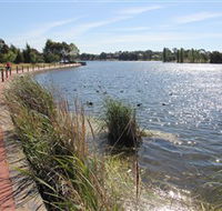Yerrabi Pond - Yamba Accommodation