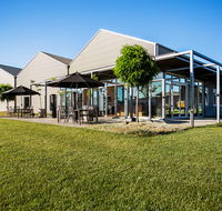 Bunnamagoo Wines - Yamba Accommodation
