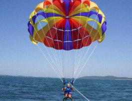 Port Stephens Parasailing - Yamba Accommodation 2