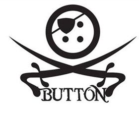 Button Bar - Yamba Accommodation 3