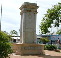 Charleville War Memorial - Yamba Accommodation
