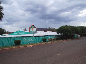 Muzzys Hardware - Yamba Accommodation 0