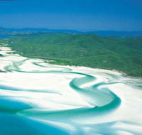 Whitehaven Beach - Yamba Accommodation