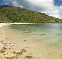 Connie Bay on Keswick Island - Yamba Accommodation