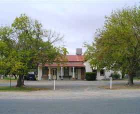 Round Hill Hotel - Yamba Accommodation 0
