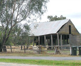Cobb And Co Stables Morven - Yamba Accommodation 1