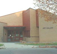 Cowra Regional Art Gallery - Yamba Accommodation