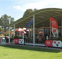 Submarine Cafe - Yamba Accommodation