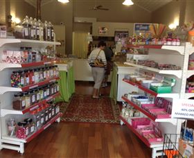 Taylors Sweets And Treats - Yamba Accommodation 1