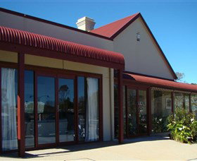 Ben Roberts Cafe And Gallery - Yamba Accommodation 0