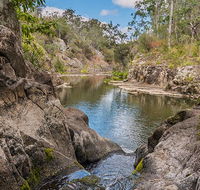 Gorge walking track - Yamba Accommodation