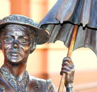 Mary Poppins Statue - Yamba Accommodation