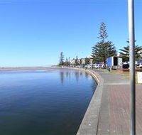 The Entrance Coast to Lake Walk - Yamba Accommodation