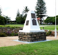 Dunwich War Memorial - Yamba Accommodation