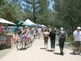 Burleigh Art And Craft Markets - Yamba Accommodation 2
