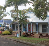 Laurieton Riverside Seafoods - Yamba Accommodation