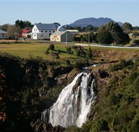 Waratah Falls - Yamba Accommodation