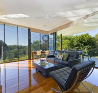 Glass On Glasshouse - Yamba Accommodation