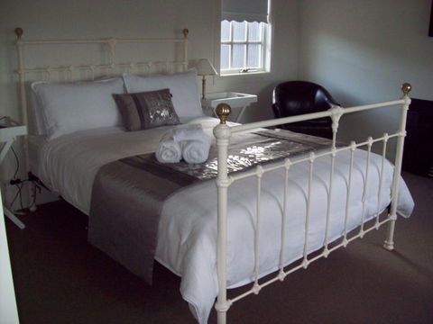 Calgary Accommodation & Killara Accommodation - Yamba Accommodation 1