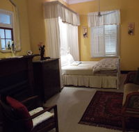 Guy House Bed and Breakfast - Yamba Accommodation