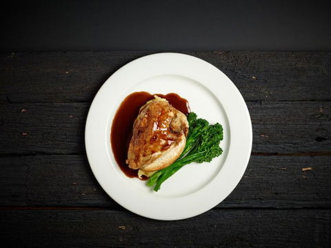 Farmers Arms Hotel & Art Suites Daylesford - Yamba Accommodation 12