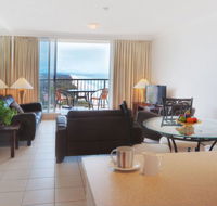 Golden Sands On Main Beach - Yamba Accommodation