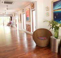 Barefoot Art Food Wine - Yamba Accommodation