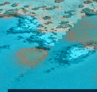 Reef and Island Scenic Flight from Airlie Beach - Yamba Accommodation